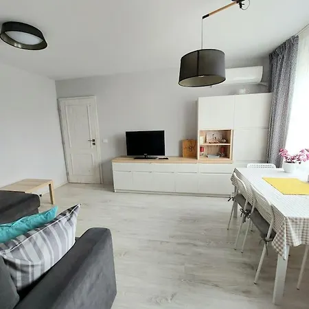 Family- Constanta, La Intrare In Mamaia